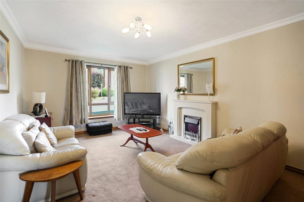 Apartment in Kirkcaldy, Pathhead - View 5