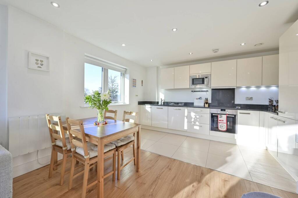 Main image of property: Roehampton Lane, Putney, London, SW15