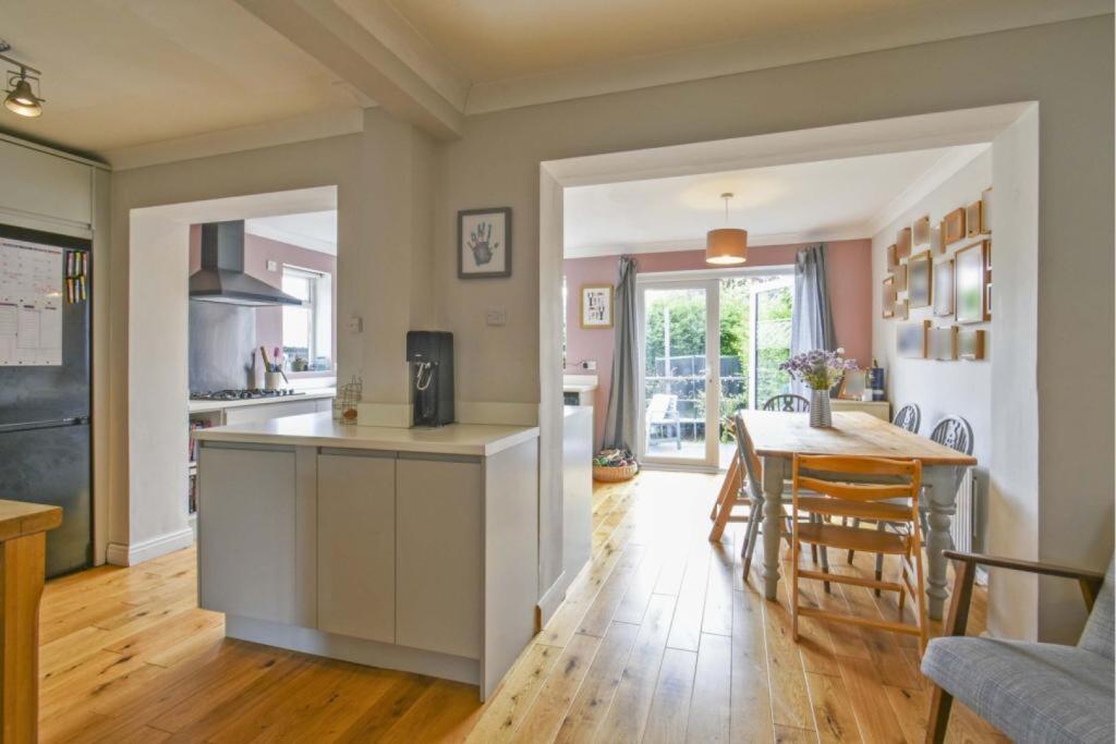 House in York - View 4