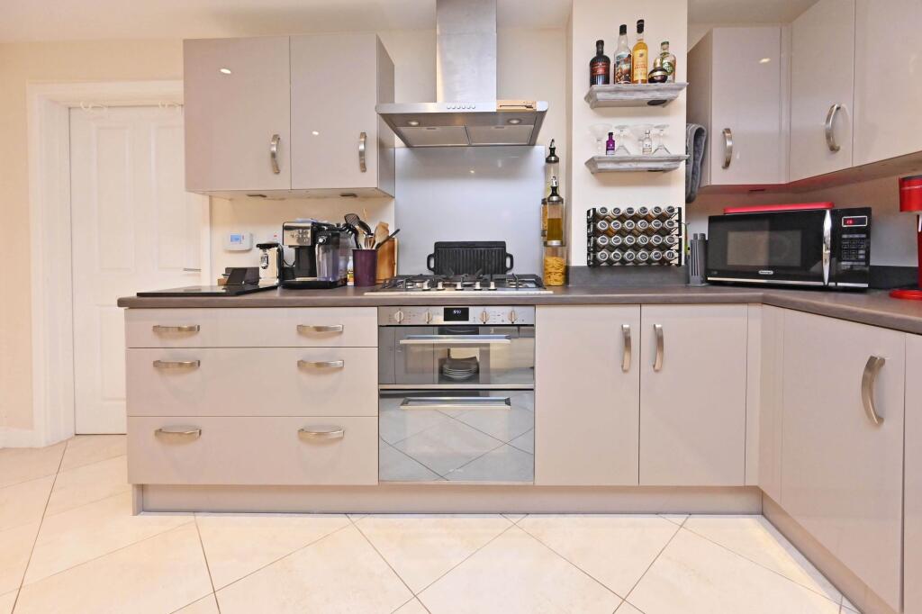 House in Stoke-on-Trent - View 5
