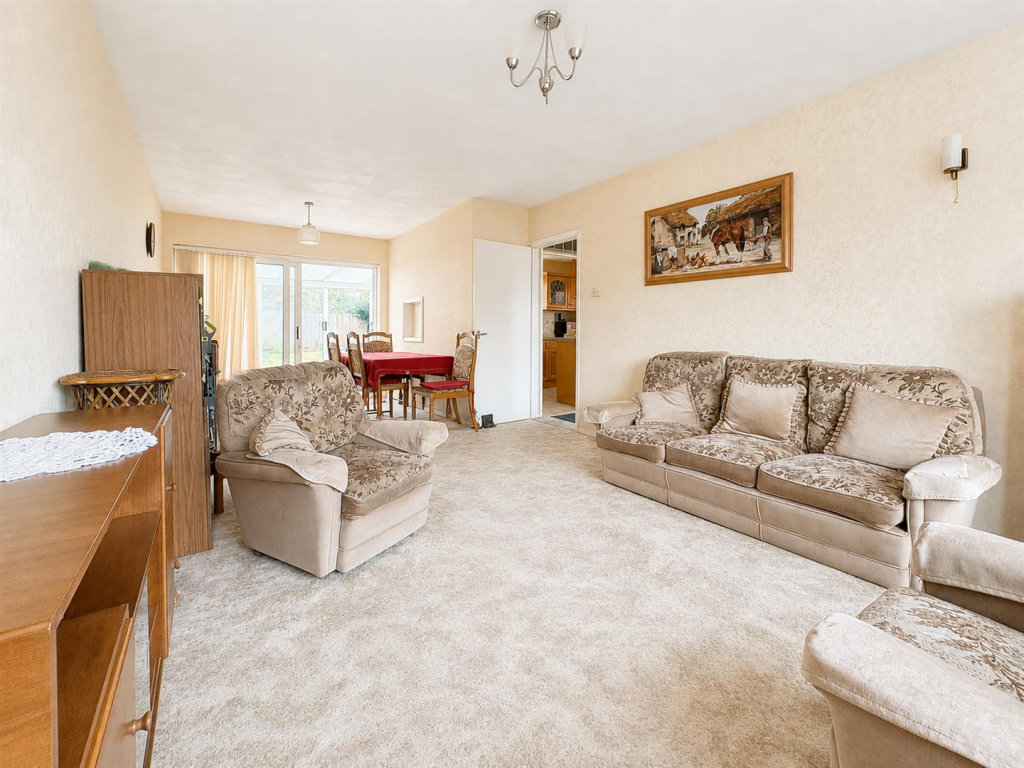 House in Redhill - View 5