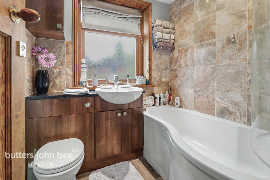 House in Stoke-on-Trent, Dresden - View 5