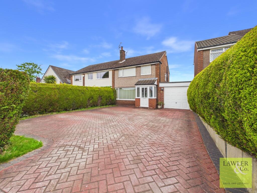 Main image of property: Brookside Avenue, Poynton, Stockport, Cheshire, SK12 1PW