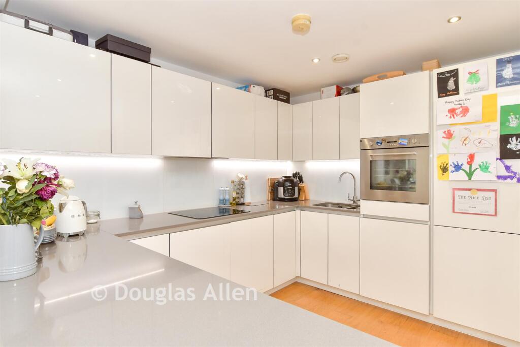 Main image of property: Mowbray Close, Epping, Essex