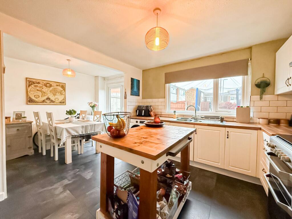 Beechburn Crescent, Liverpool, L36 photo 2