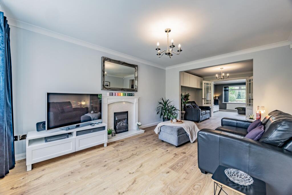 Holly Grange, Bramhall, SK7 photo 4