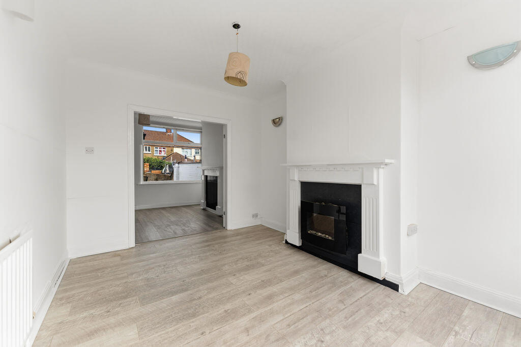 House in Doncaster - View 5