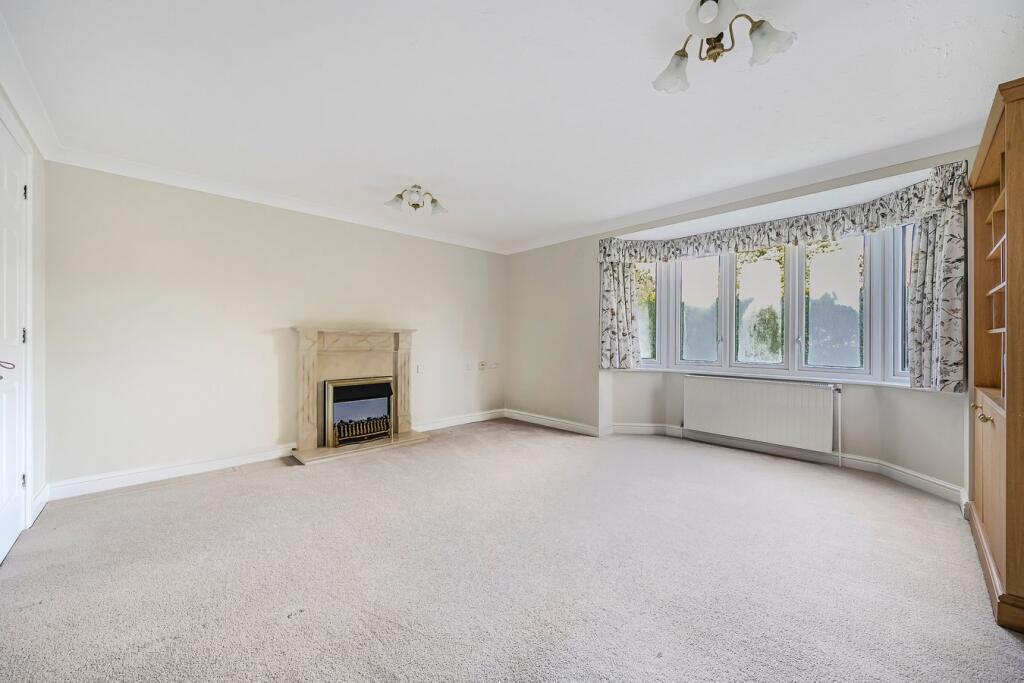 Main image of property: Four Oaks Road, Sutton Coldfield, B74