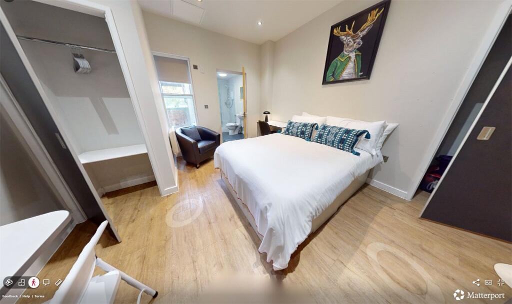 Main image of property: Queens Road (Flat 5), Clifton, BS8