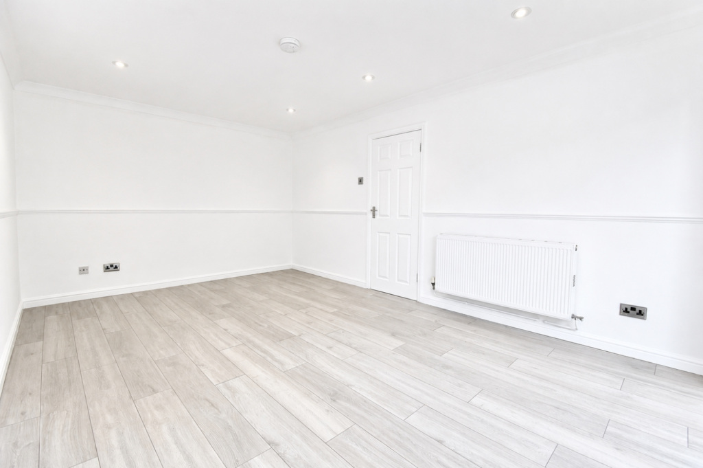 Lone Pine Court, Brixworth, Northampton NN6 9EH - View 2