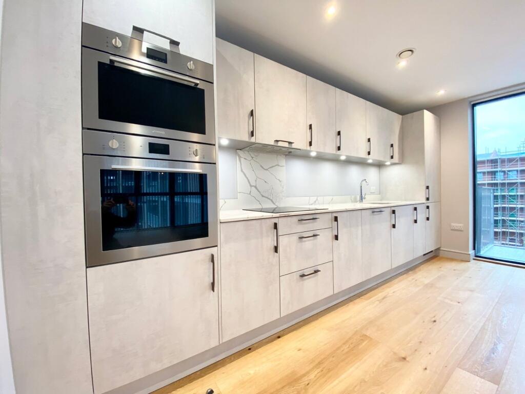 Apartment in Bristol - View 2