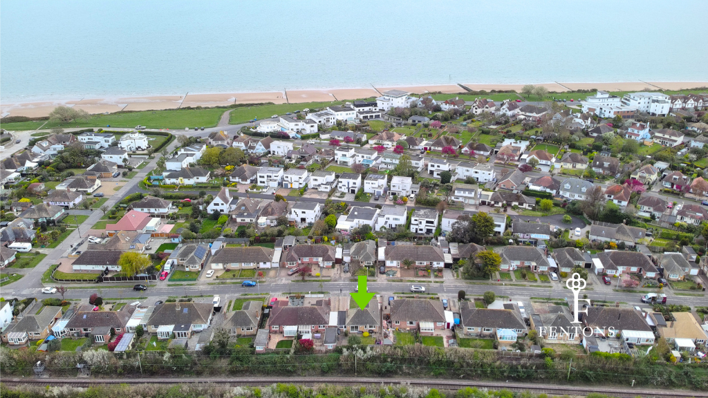 Quendon Way, Frinton-On-Sea photo 2