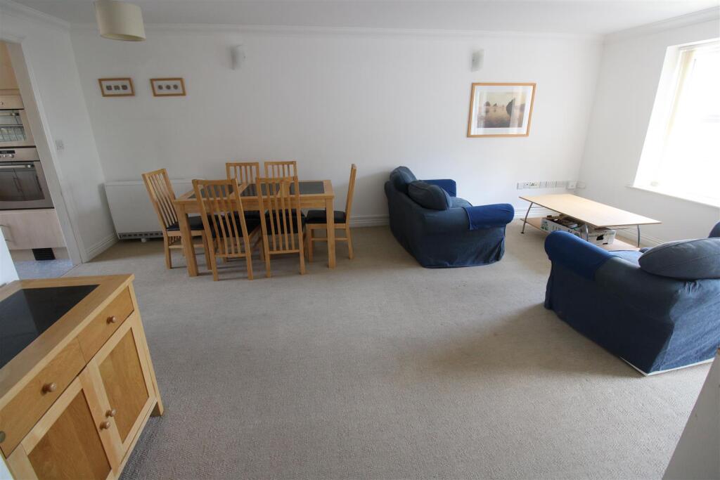 Apartment in Cowes, Isle of Wight - View 5