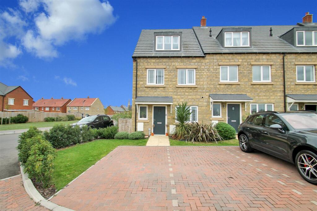 Main image of property: Pentelow Way, Raunds