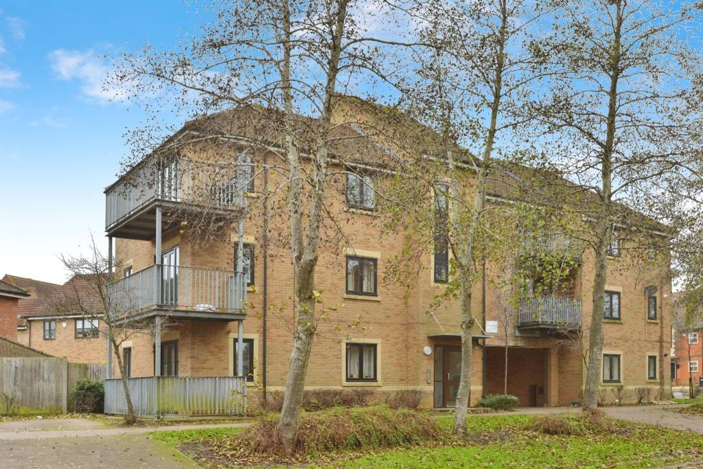 Main image of property: Stapeley Court, Westcroft, Milton Keynes