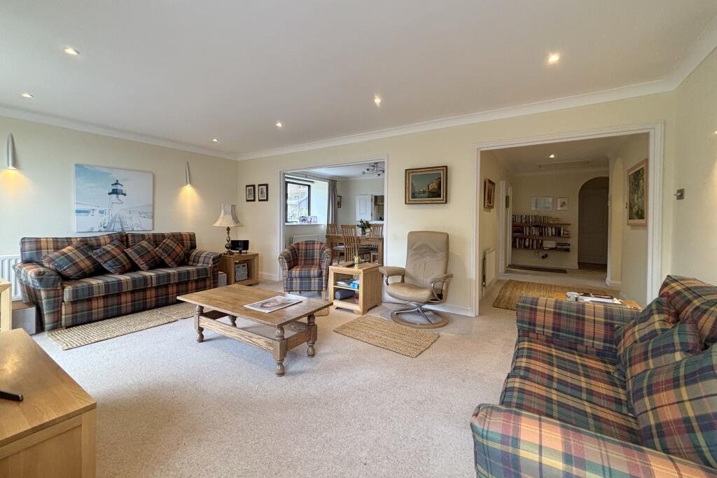 Apartment in Poole - View 4