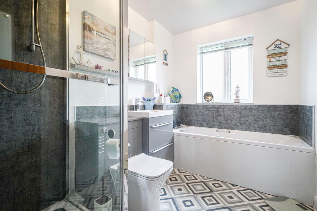 Additional image 22 of Tanworth Lane, Shirley