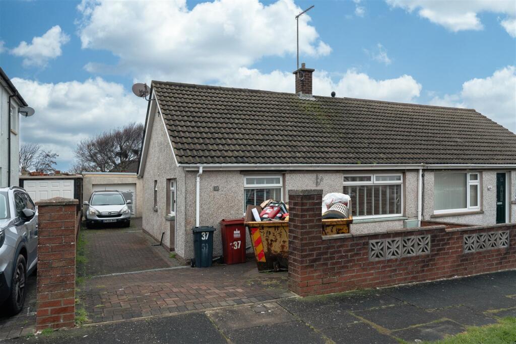 Main image of property: Combe View, Walney, Barrow-In-Furness