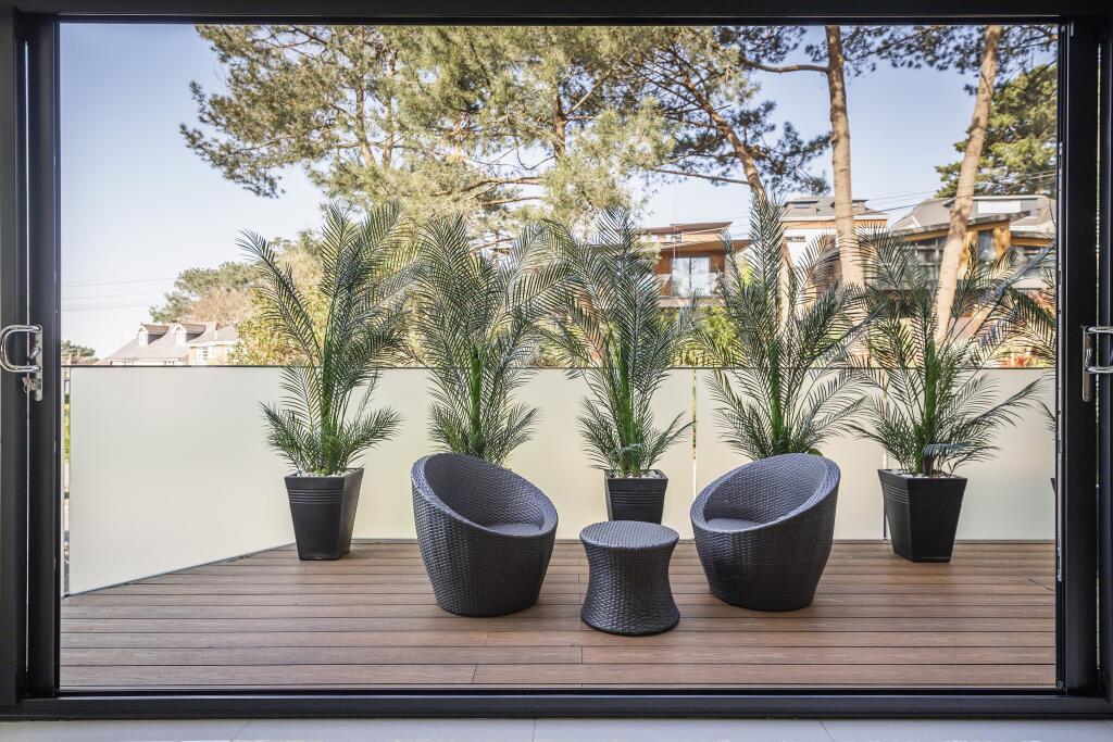 Additional image 10 of De Redvers Road, Poole, 