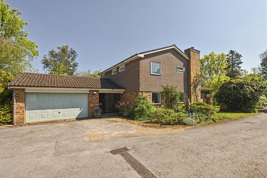 Main image of property: Roundwood Park, Harpenden