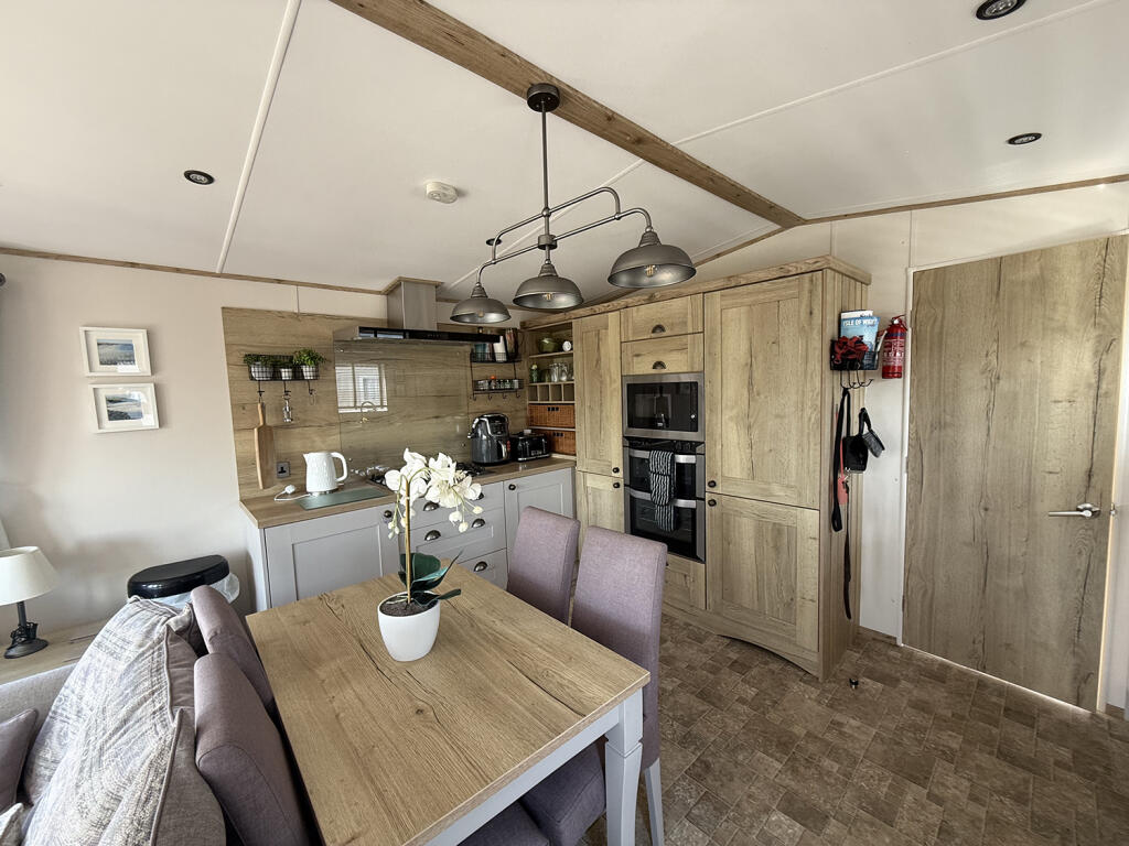 Manor Park Holiday Park, Manor Road, Hunstanton, Norfolk photo 2