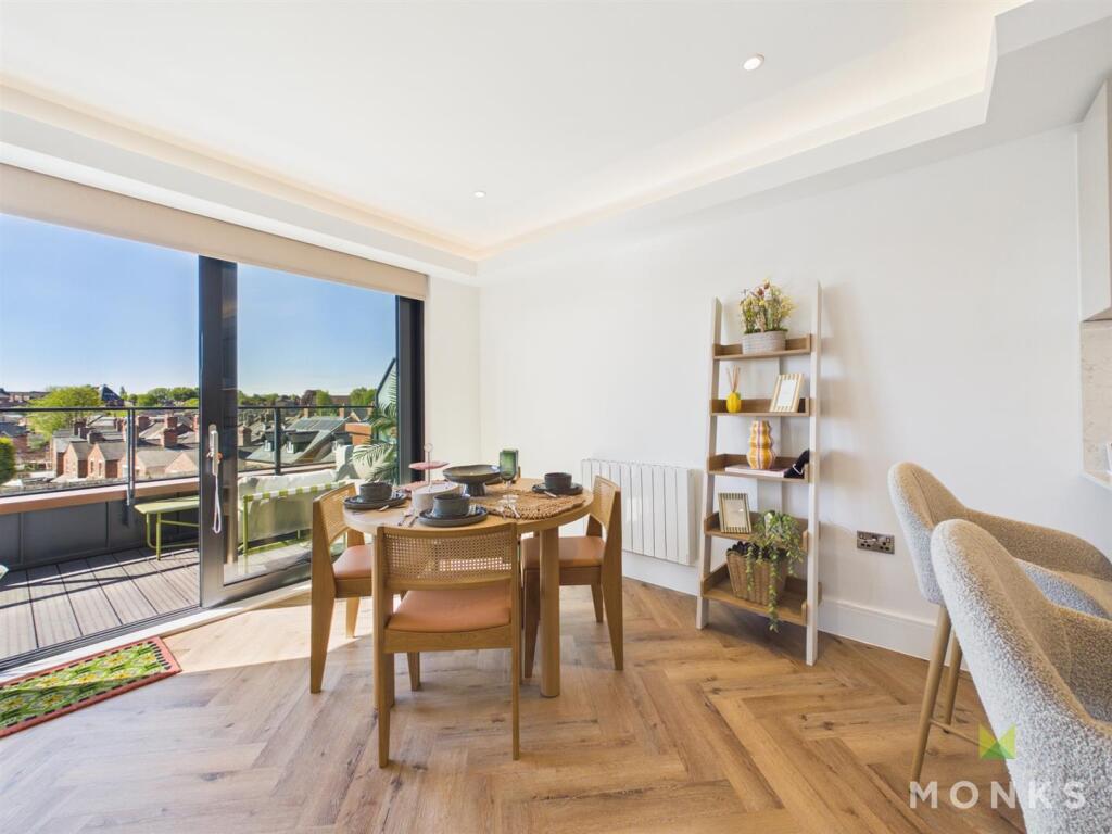 Apartment in Shrewsbury - More