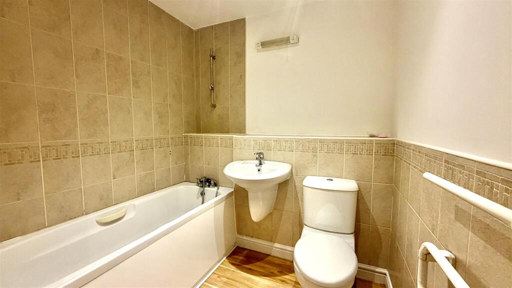 2 bedroom house for rent