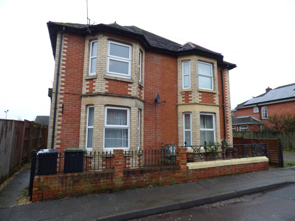 Main image of property: Buckingham Road, Gillingham, 
