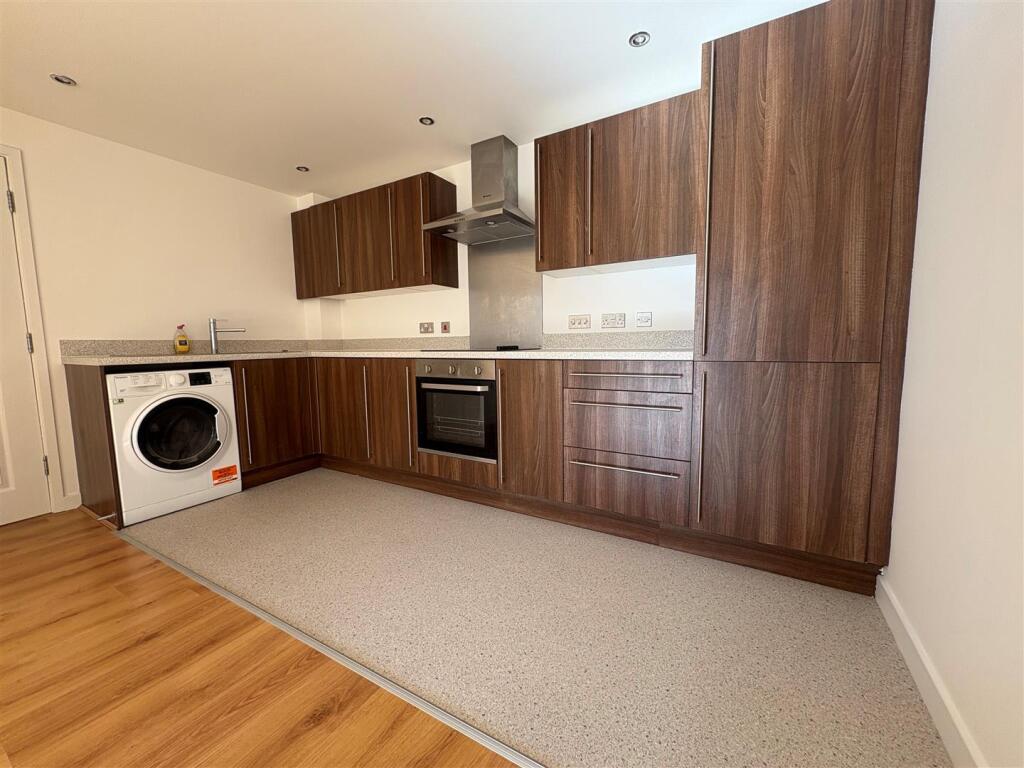Apartment in York - View 4