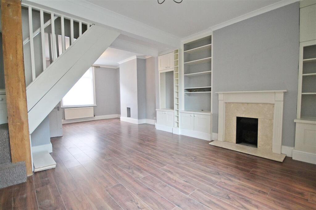 House in Canterbury - View 2