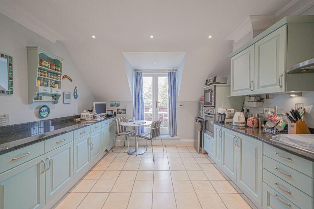 Additional image 2 of Avenue Road, Dorridge, B93