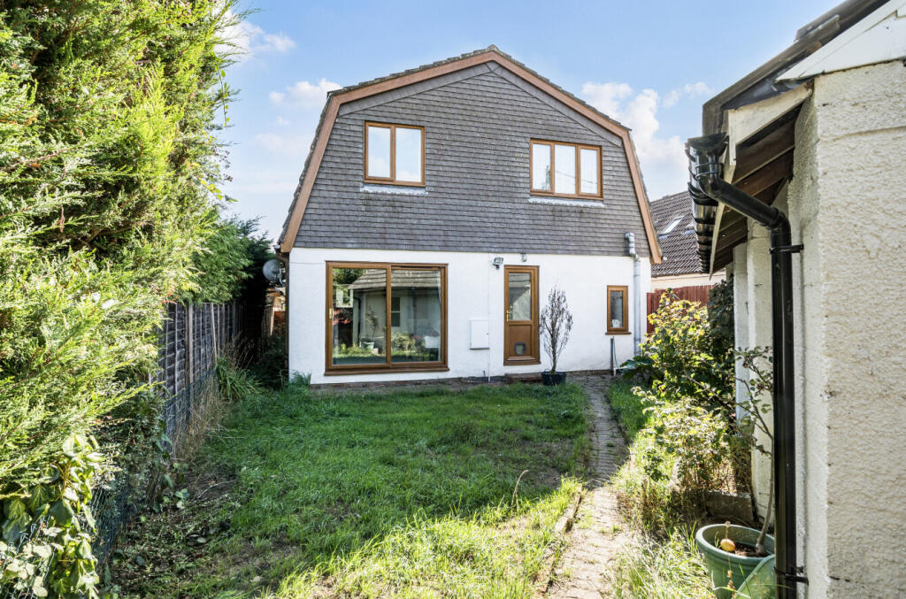 4-bed detached on Downs Road, South Wonston, Winchester, Hampshire, SO21, £600,000