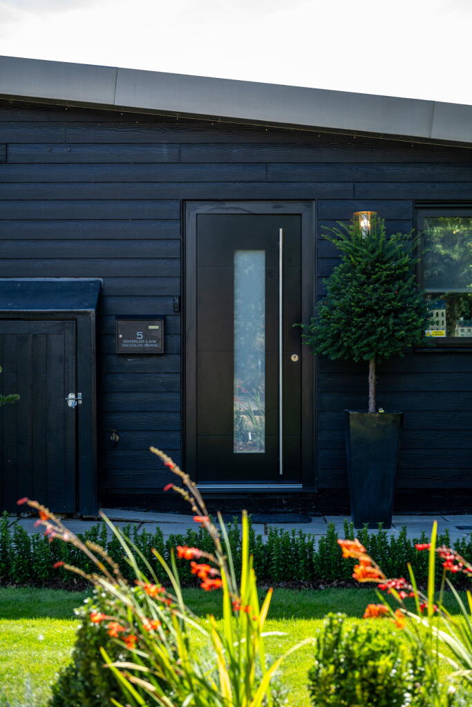 House in North Hertfordshire, Holwell - View 3