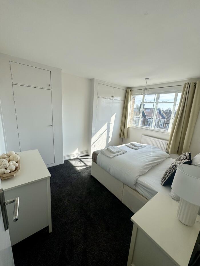 Pavilion Chambers, Lavender Hill, Wandsworth, London photo 5