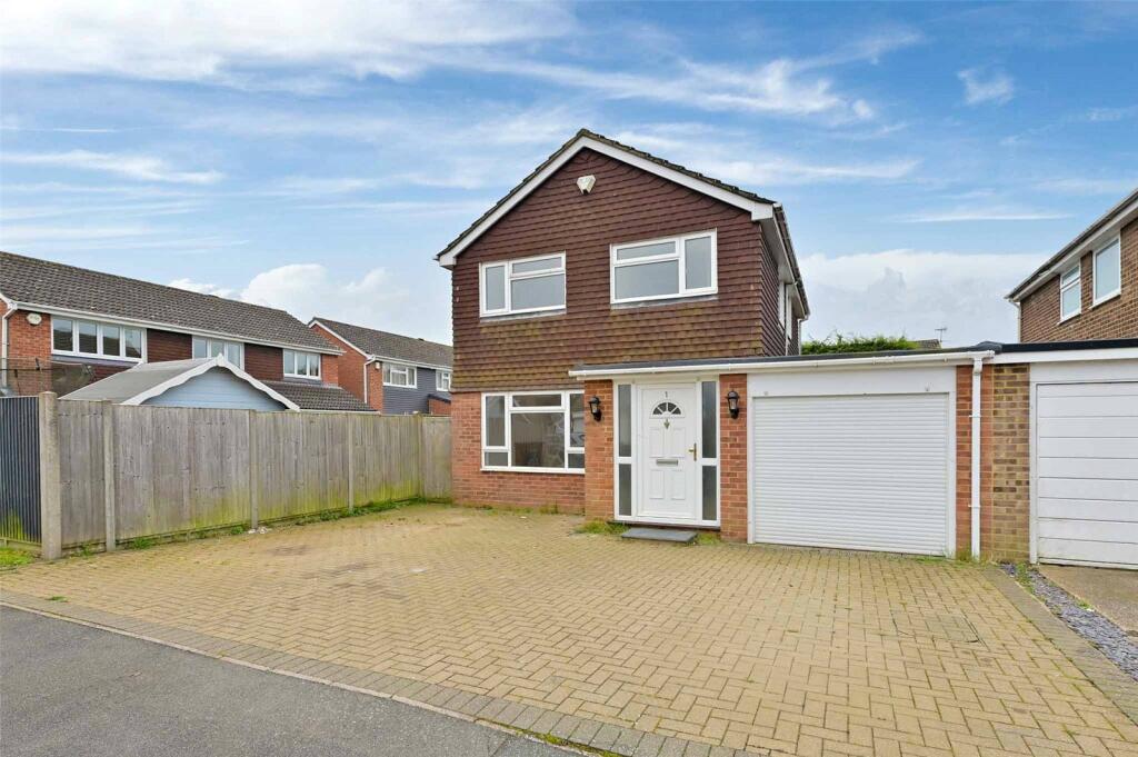 Main image of property: Cresswells Mead, Holyport, Berkshire, SL6