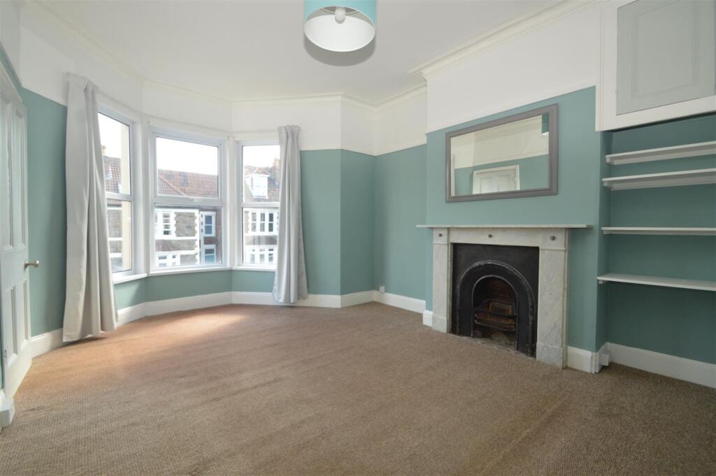 Apartment in Bristol - View 2