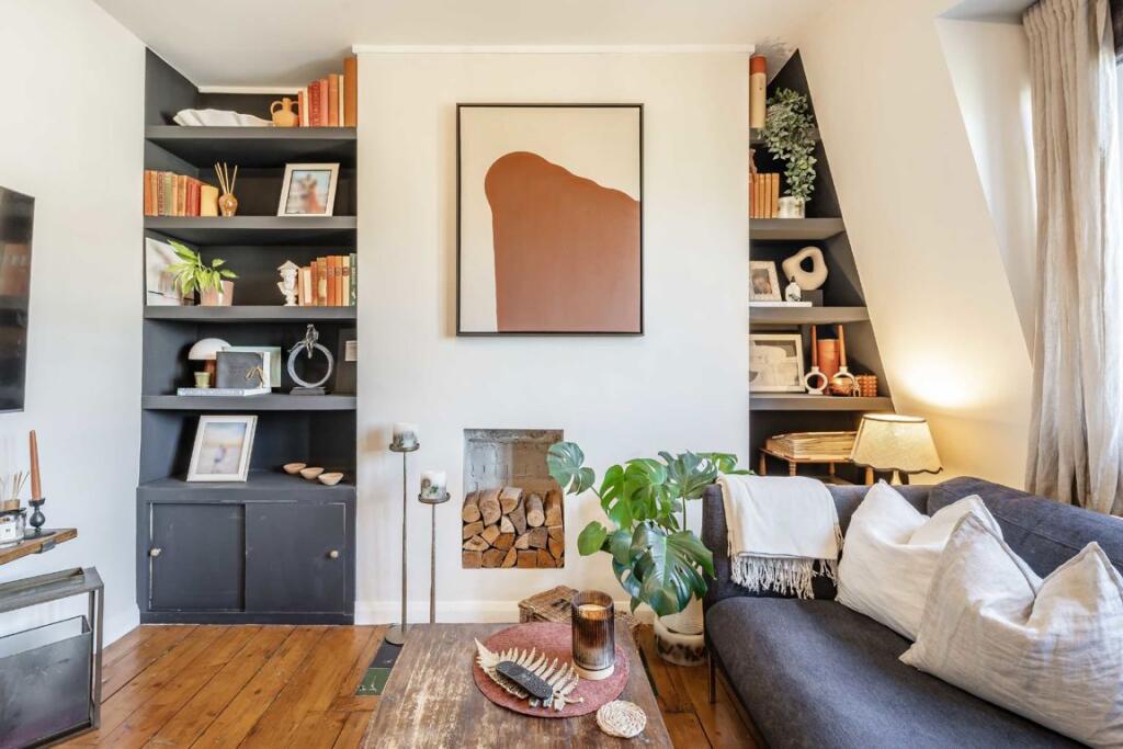 Apartment in London - View 3