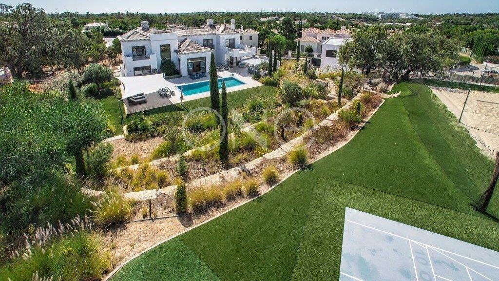 Main image of property: Algarve, Almancil