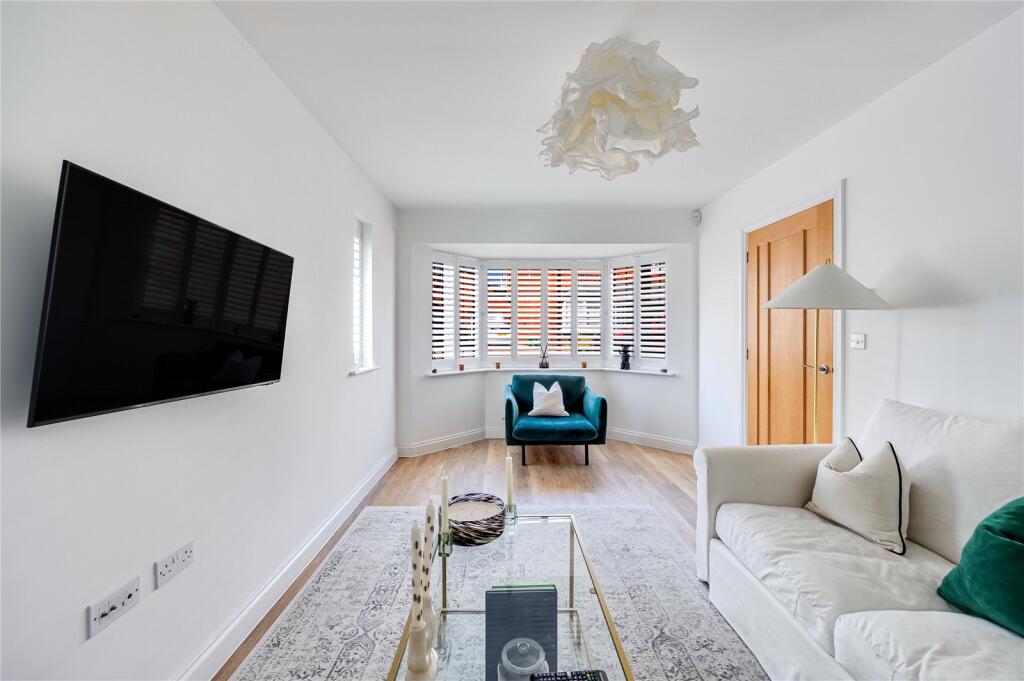 Nightingale Road, Great Barford, Bedford, Bedfordshire, MK44 photo 5