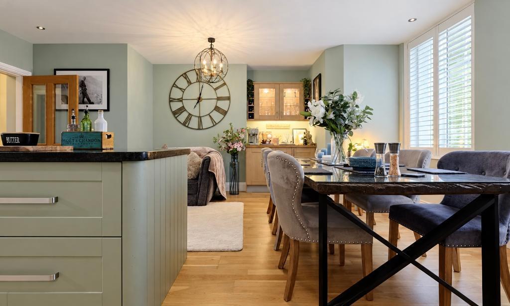 Apartment in Malvern Hills, Malvern - View 5