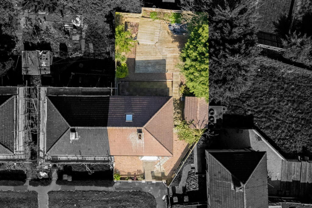 House in Leeds, Mill Green, Seacroft - View 3