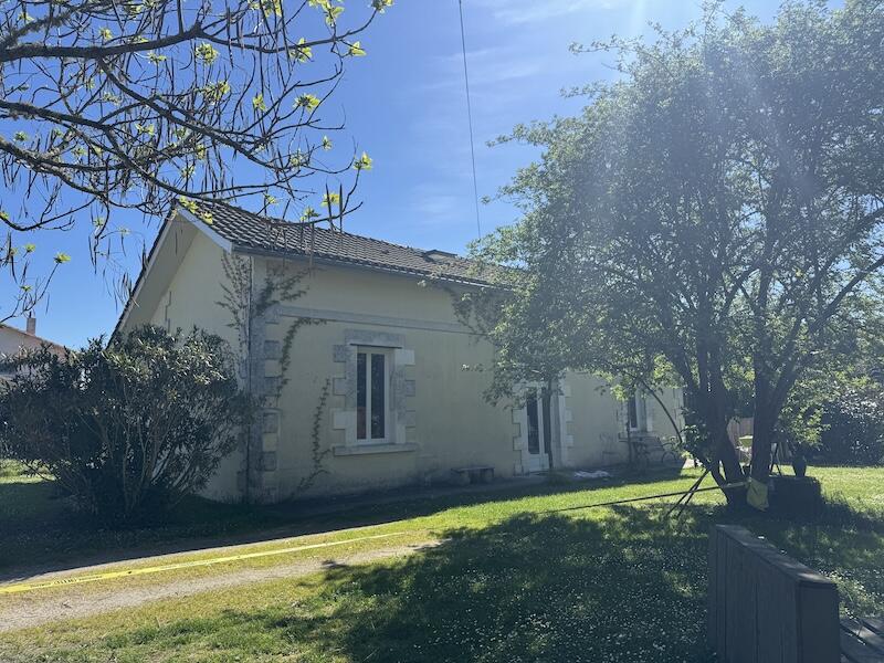 Main image of property: St-Aigulin, Charente-Maritime, Poitou-Charentes