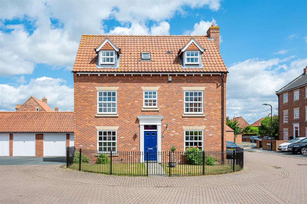 Main image of property: Forge Close, Wheldrake, York, YO19 6GF