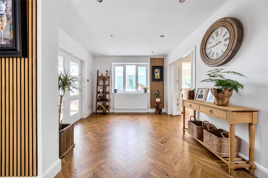 House in Guildford - View 4