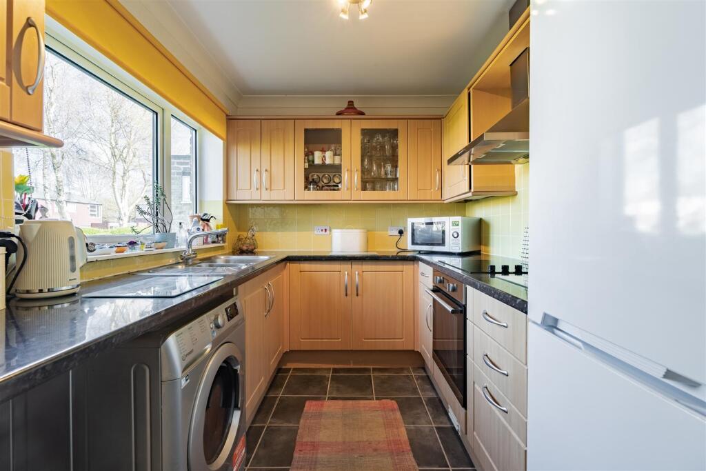 Millfield, New Ash Green photo 2