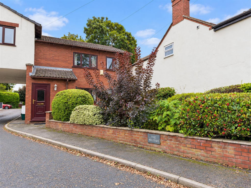 Main image of property: Chester Road, Lavister, Rossett, Wrexham