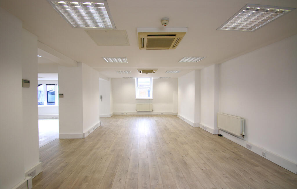 Main image of property: 76/77 Watling Street, City, London. EC4M 9BJ