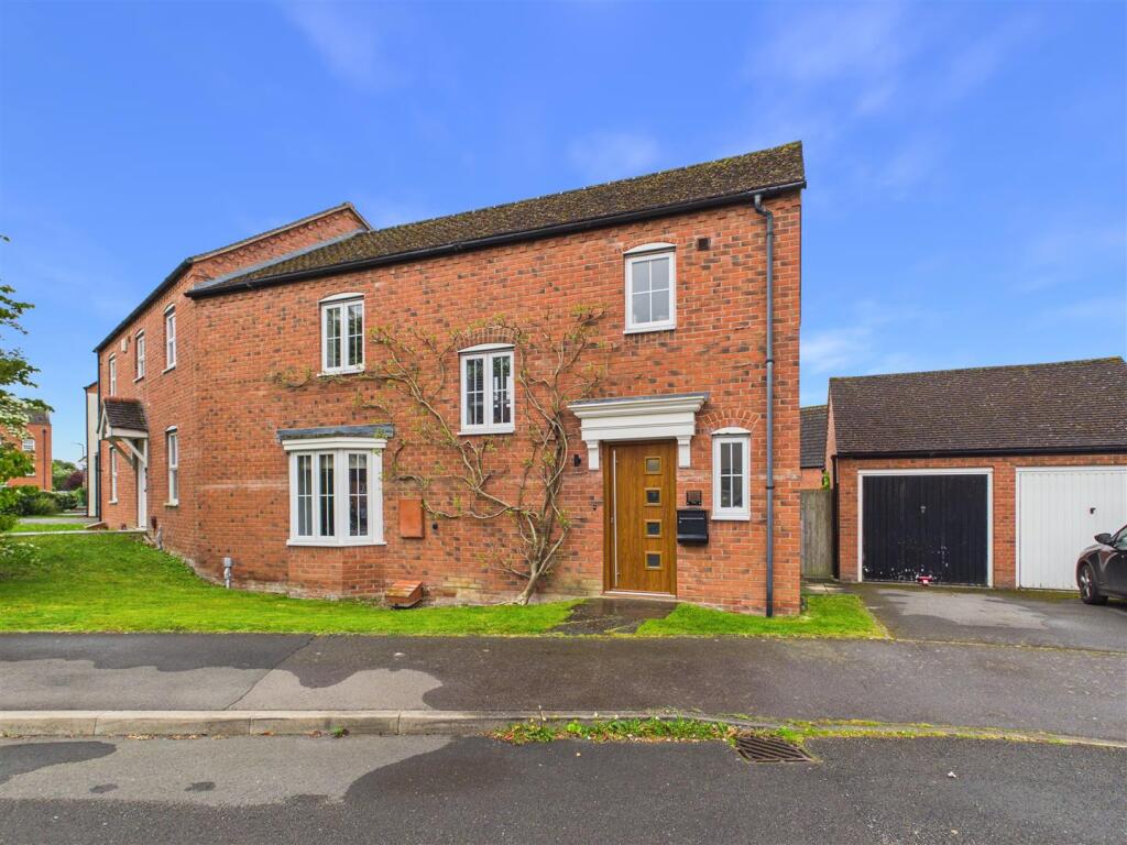 Main image of property: St. Peters Way, Stratford-Upon-Avon