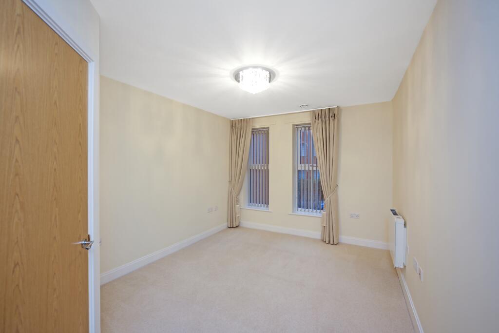 Clive Road, Redditch, Worcestershire, B97 4BT photo 5