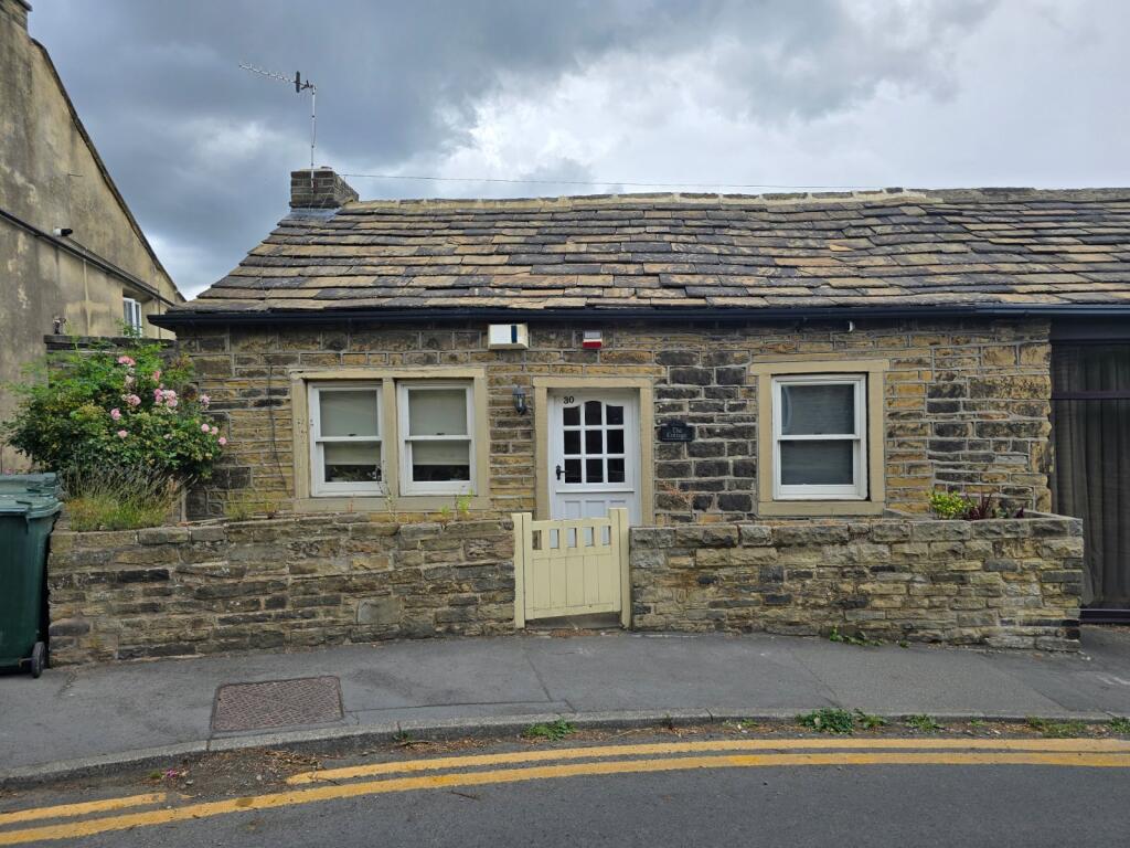 Main image of property: Westfield Lane, Idle, Bradford, BD10